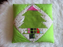 Decorative Pillows ... With Tannenbaum