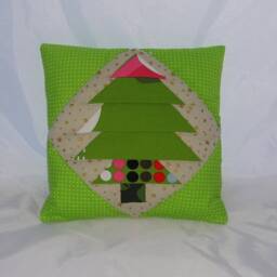 Decorative Pillows ... With Tannenbaum - thumbnail 4