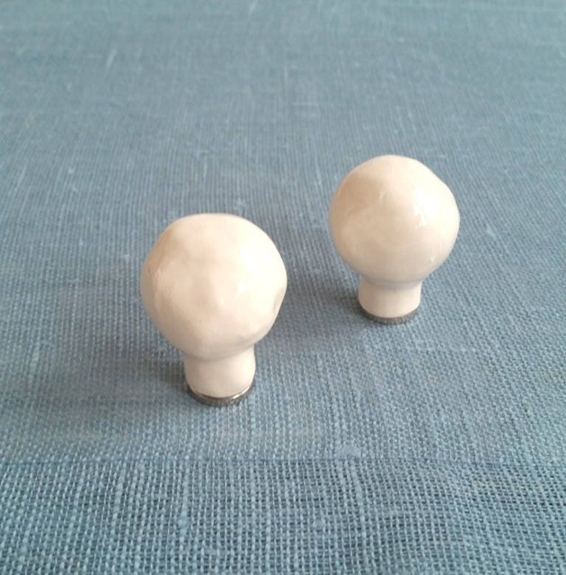 Pair Of Lamp Finials. Simple White Or Metallic Black. Decorative Lampshade Hardware - image 1