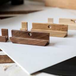 Handmade Reclaimed Wood Vinyl Record Shelf - Imperfect Oak Wall Display Sale On - thumbnail 3