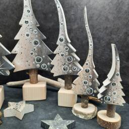 Sale Elegance in Pearl White & Grey With Stars Or Mosaic, A Glittering Christmas Tree, Hand-Painted Made Of Wood - thumbnail 3