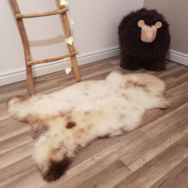 Amazing Color Rugs Sheepskin Sheep Skin Leather Decorative Rug Comfy Area Carpet Throw, Schaffell, Hygge - image 1