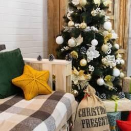 Handmade Christmas Decor Star Shaped Pillow Knit Cushion - thumbnail 2