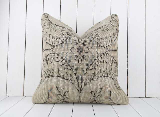 Vintage Turkish Kilim Pillow Cover 20x20 Inch, Handmade Anatolian Ethnic Cushion - image 1