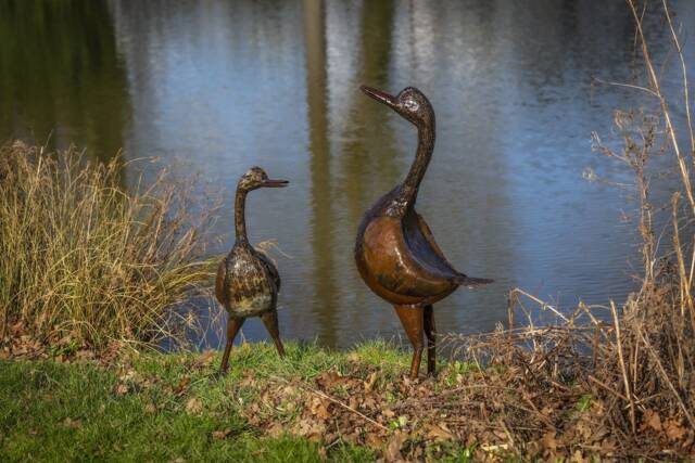 Handcrafted Recycled Metal Goose. Outdoor Garden Sculpture. Decoration - image 1