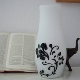 Floor Lamp Black & White With Mains Operation On/Off Switch - thumbnail 4