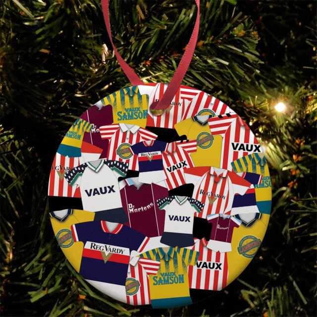 Sunderland Kit Mash Retro Shirt Christmas Tree Decoration Bauble Flat Ceramic Great Gift Football Gifts Printed in The UK