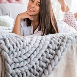 Soft Super Chunky Knit Blanket, Merino Wool Jumbo Throw Knits, Christmas Gift - thumbnail 2