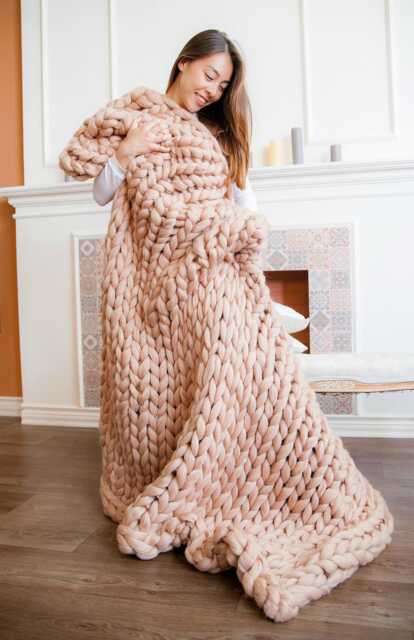 Super Chunky Blanket, Wool Knitted Blanket, Knits, Knitting, Arm Knitting Blanket - image 1