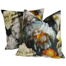 Romo - Black Edition Herbaria Peacock Decadent Floral Velvet Designer Cushion Cover Handmade Throw Pillow Luxury Home Decor - thumbnail 3