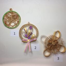 The Five Christmas Decorations - thumbnail 2