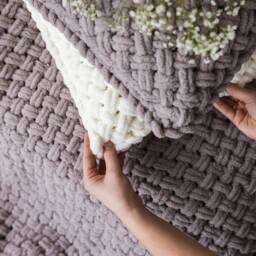 Hand Knitted Chunky Pillow & Blanket Set, Ultra Soft Plush Plaid Cusion - thumbnail 3