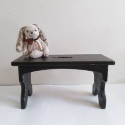 Large Footstool Primitive Folk Art Step Stool Farmhouse Decor Custom Finish Black Paint Wood Furniture Modern - thumbnail 3