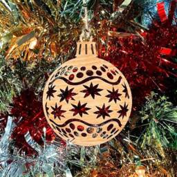 Wooden Bauble Christmas Tree Decoration - Beautiful Xmas Ornament Available in Oak, Walnut Cherry Wood -Or- Silver, Gold, Red, Green Glitter