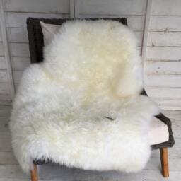 Ivory White Sheepskin Rug, Natural Wool Bed Throw, Chair Cover - thumbnail 2