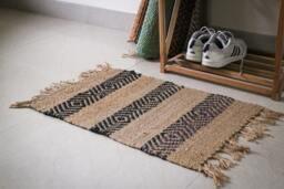 "Handmade Jute Hemp Rug Small Indian Dhurrie Mat - 1'4"" X 2'3" - thumbnail 1