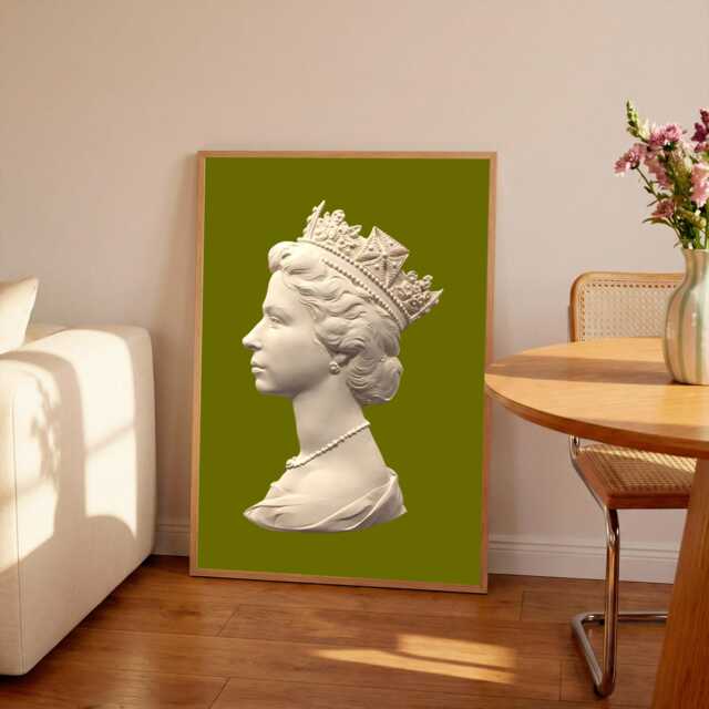 Queen Elizabeth Machin Sculpture Print Royal Family Memorabilia - image 1