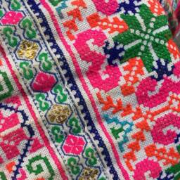 Vintage Handmade Tribal Hmong Batik Embroidered Cotton Pillow Cover - thumbnail 4