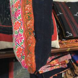 Vintage Handmade Tribal Hmong Batik Embroidered Cotton Pillow Cover - thumbnail 3