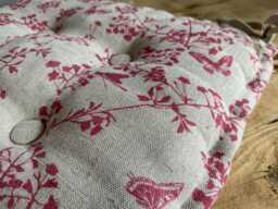 Custom Reversible Seat Pad Set With Ties in Cherry Red On Natural Linen - Please Note That Full Price Is Quotation - thumbnail 1