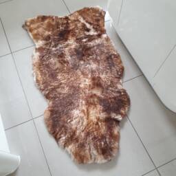 Large Natural Sheepskin Rug Brown, Tan, Cream Pelt - 135x75cm - thumbnail 2