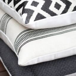 Carbon -- Indoor/Outdoor Dark Gray Woven Pillow Cover Outdoor Sunbrella Lumbar Grey - thumbnail 3