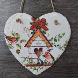 Robin Birdhouse Slate Heart Plaque Christmas Wall Decor - thumbnail 2