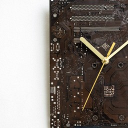 Dark Brown Circuit Board Wall Clock Silent Computer Clock - 9.7x7.9'' - thumbnail 4