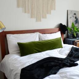 Moss Green Velvet Lumbar Pillow Cover - Luxe Cotton Cushion - thumbnail 3