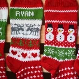 Personalized Christmas Stocking Hand Knitted Gift Decoration - thumbnail 3