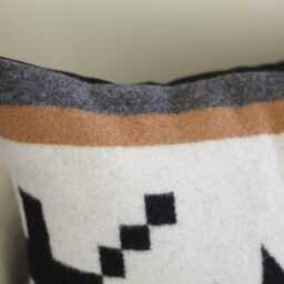 14x20 Spider Rock Wool Pillow Cover, Camel, Black & White Southwestern Cover - Ready To Ship - thumbnail 2