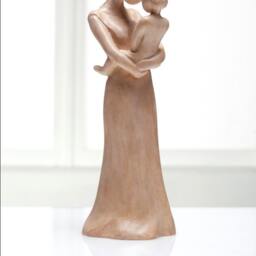 Mother & Child Sculpture - thumbnail 4