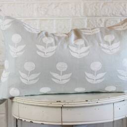 Scandinavian Floral Lumbar Pillow Cover, 14x24 Linen, Mid-Century Style - thumbnail 2