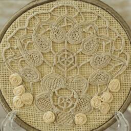 Farmhouse Wall Hanging Burlap & Lace Embroidery Hoop, Rustic Home Decor - thumbnail 2