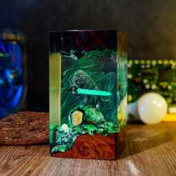 Great Grey Wolf Resin Lamp - Dark Sou/S Fantasy Inspired Led Diorama - Handmade Gamer Desk Light Collectible Night For Rpg Fans - thumbnail 2