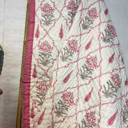 Quilted Pure Cotton Reversible Bed Throw King Size Summer Indian Quilt - Handmade Handprint Country Pink White Small Motif - thumbnail 3
