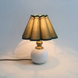 Handmade Scallop Moss Green Fabric Table Lamp With Ceramic Base-50# - thumbnail 4