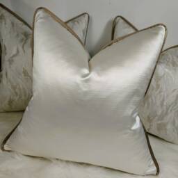 Classy Ivory Cushion Cover With Textured Antique Gold Piping, Luxury Home Decor Accent Perfect Pillow Cover For Sofa Or Bed - thumbnail 2