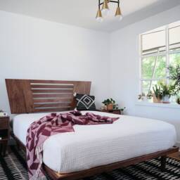 Travis Modern Platform Bed & Headboard - thumbnail 3