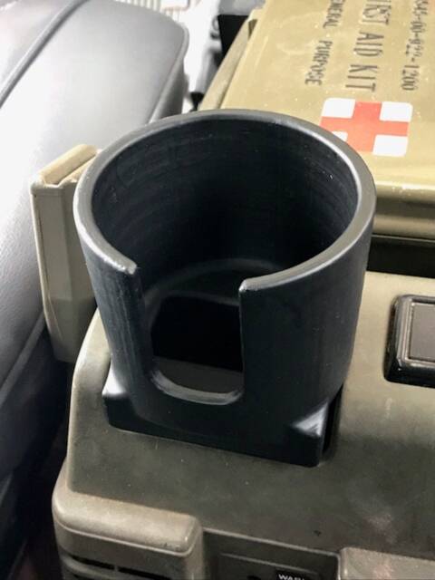 Cup Holder Ashtray Insert 40 Series 81-84 - image 1