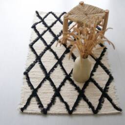 Medium Diamond Design Cream & Black Rug, Shag Rag Geometric Bathroom Bedroom Nursery Recycled Beiger Teppich - thumbnail 3