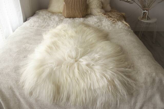 On Sale Sale Exclusive Genuine Natural Icelandic Sheepskin Rug, Pelt, Super Soft Long Fur Creamy White - image 1