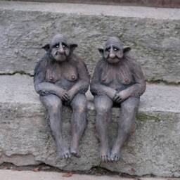 Gnome Sitting I - Gray - thumbnail 2