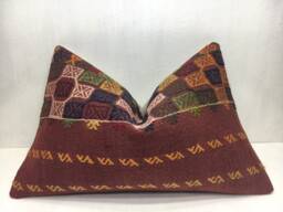 Vintage Turkish Kilim Lumbar Pillow Cover, Ethnic Woven Cushion - 16x24 - thumbnail 1