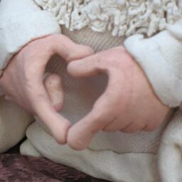 White Wizard Making Heart Sign - thumbnail 3