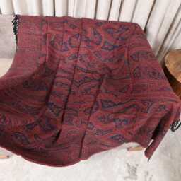 Luxury Boiled Pure Merino Wool Reversible Sofa Or Bed Throws For Ultimate Comfort & Style - Classic Indian Blue & Red Paisley - thumbnail 3