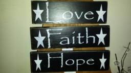 Primitive Wood Sign Love Hope Faith Distressed Pallet Reclaimed Rustic Decor Star Wall Hanging - thumbnail 1
