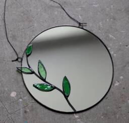 Green Branch Stained Glass Mirror, Small Circle Wall Hanging Mirror With Botanical Leaves, Round Decorative Floating Circular Decor - thumbnail 1