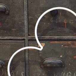 White Steel Outline Heart Vintage Industrial Decor - thumbnail 3