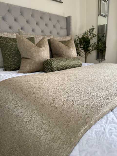 Elegant Gold Bed Runner, Cover, Luxury Throw Scarf Comforter, Double - King Size Bedcover Bedding Blake - image 1